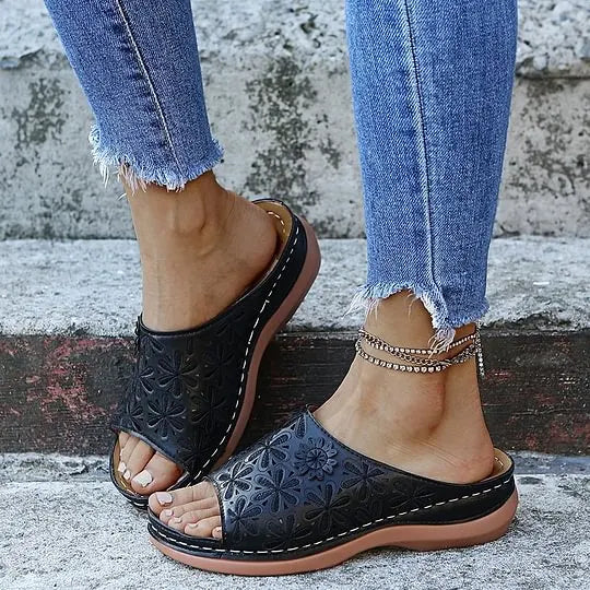 🔥Last Day 50% OFF!!!|Women's Leather Soft Footbed Sandals