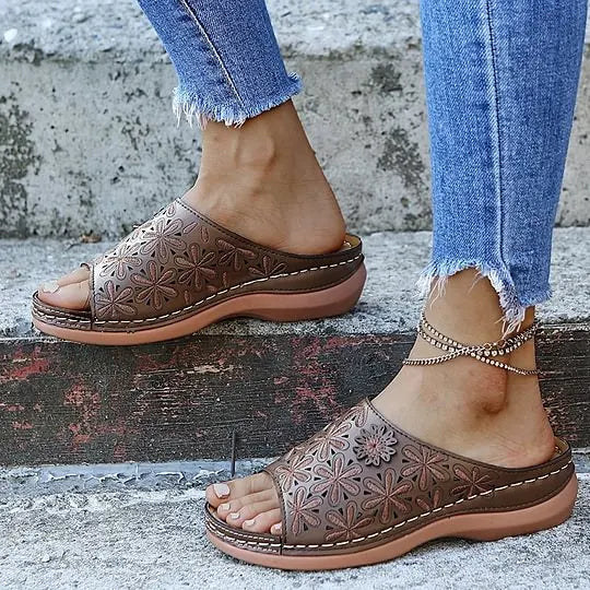 🔥Last Day 50% OFF!!!|Women's Leather Soft Footbed Sandals
